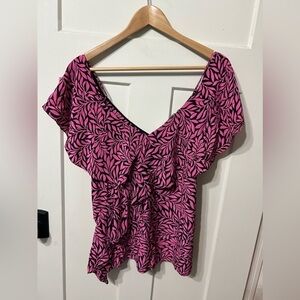 Diane Von Furstenberg 💯 Silk Cold Shoulder Ruffle Top pink Black Flutter DVF